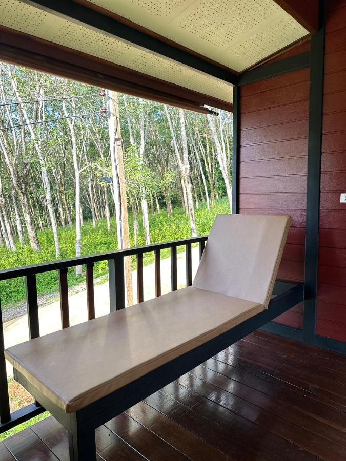 บ้านสวนปิยนันท์ Ko Yao Noi Luaran gambar